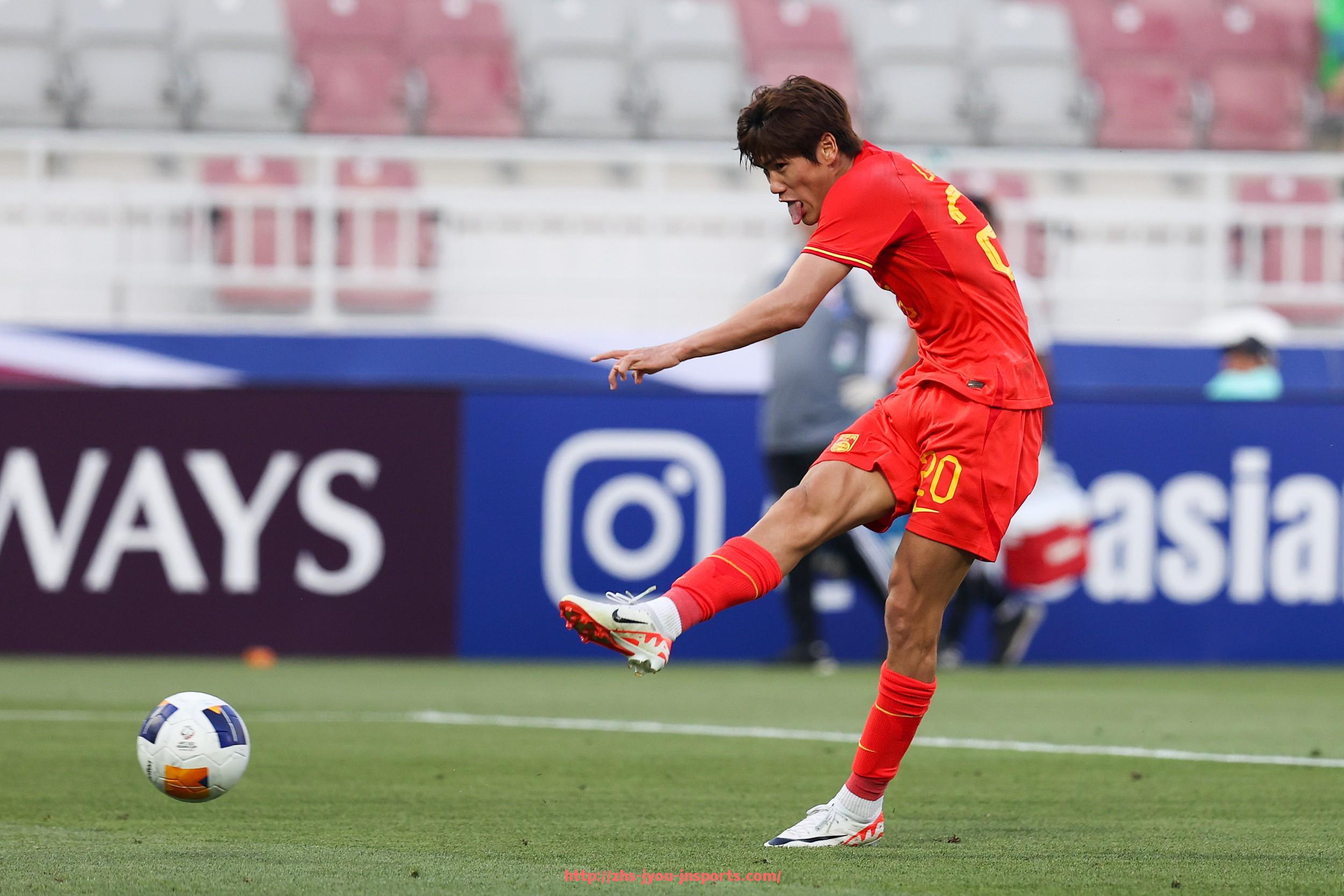 jiuyou九游娱乐-世俱杯加时赛表现分析，球队战术调整及体能考验